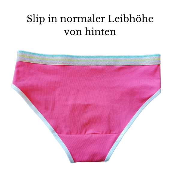 Slip in normaler Leibhöhe von hinten